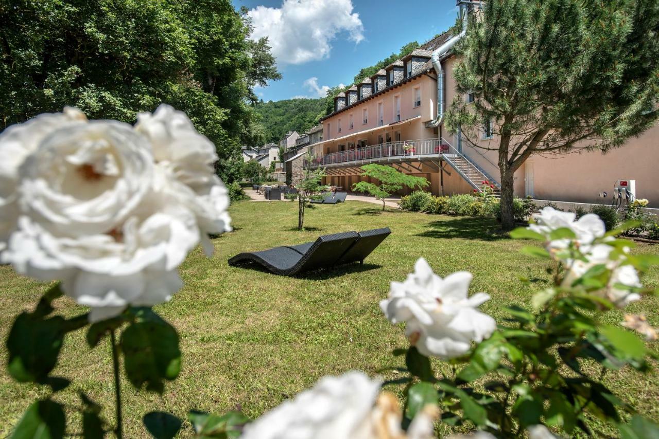 Logis Hotel Restaurant Les 2 Rives - A75, En Bordure De Riviere Banassac Εξωτερικό φωτογραφία